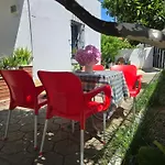 Eni's * Lezhë
