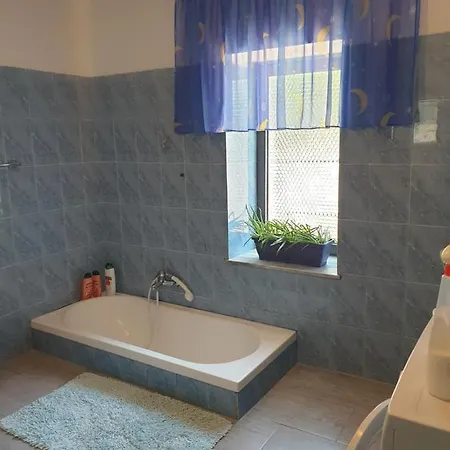 Eni's Villa Lezhe